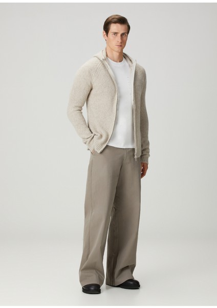 Beyaz Kontrast Baskılı T-Shirt fiyatları