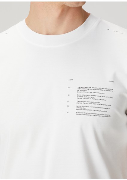 Beyaz Kontrast Baskılı T-Shirt indirimleri