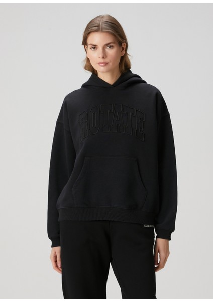 Siyah Kapüşonlu Logolu Sweatshirt