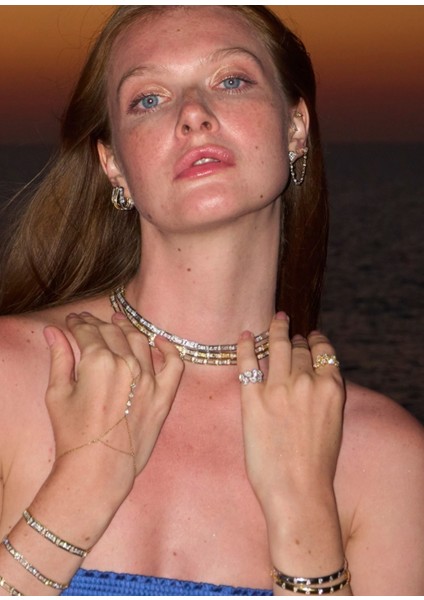 Drova Bond Pırlanta Taşlı 14 Ayar Altın Tek Kadın Küpe fiyatları