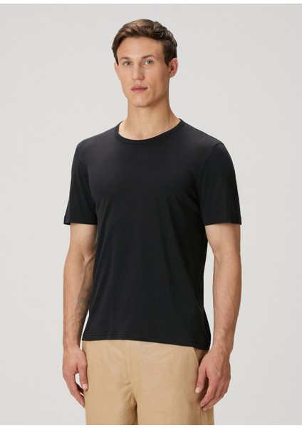 Regular Fit Siyah Basic T-Shirt modelleri