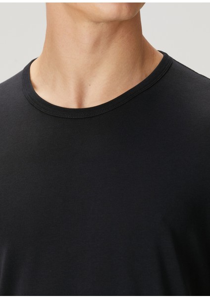 Regular Fit Siyah Basic T-Shirt indirimleri