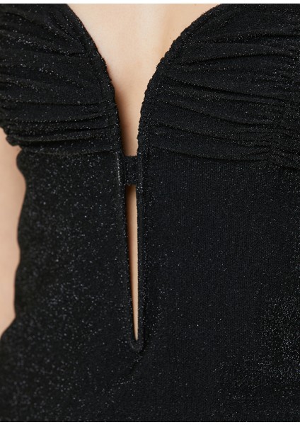 Willow Siyah Mini Kokteyl Elbise fırsatları