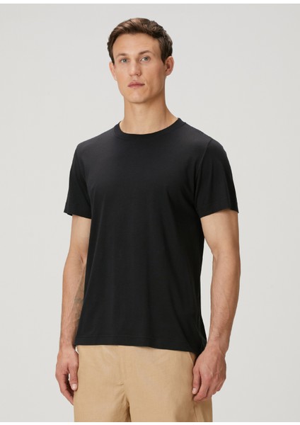 Regular Fit Siyah Basic T-Shirt