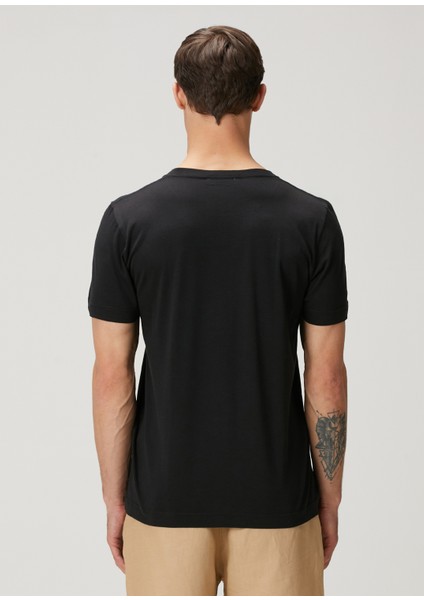 Regular Fit Siyah Basic T-Shirt fırsatları