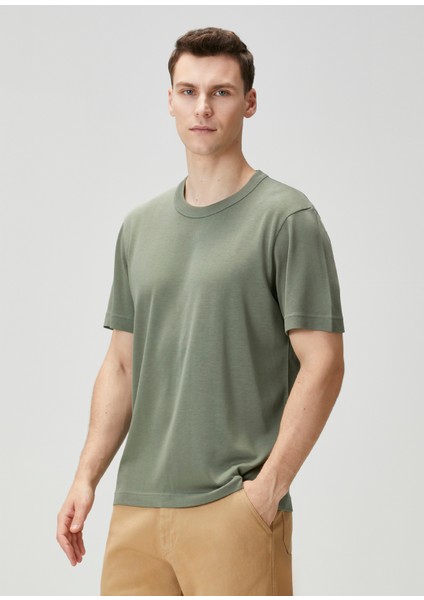 Regular Fit Yeşil Basic T-Shirt modelleri