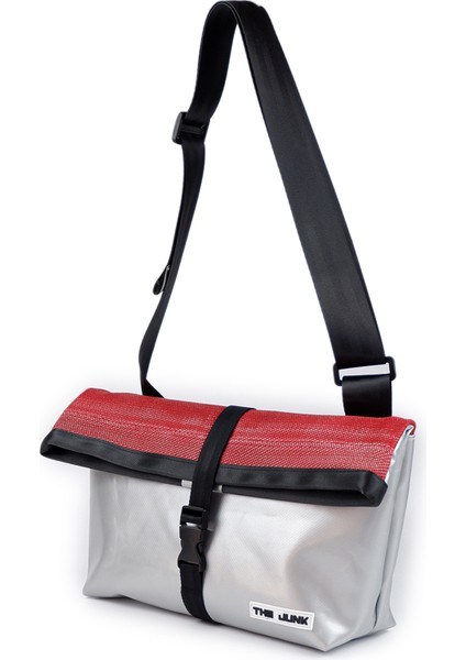 J-Messenger Fire 001 Ileri Dönüşüm Malzemelerden Üretilmiş Postacı Çantası modelleri