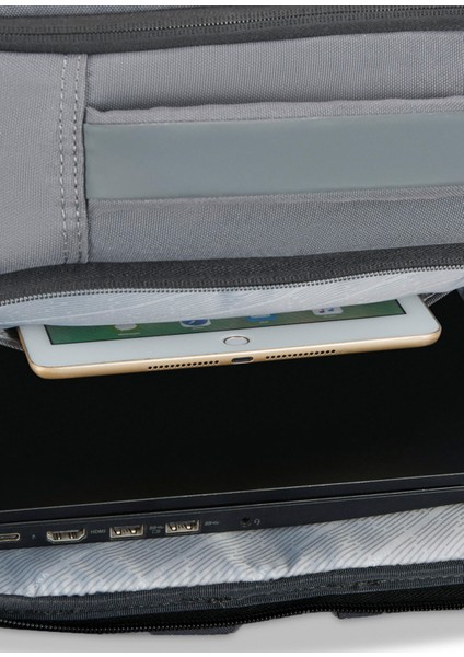 41227001 Zaino Business 2 17.3" Clayton Nero Siyah Unisex Sırt Çantası