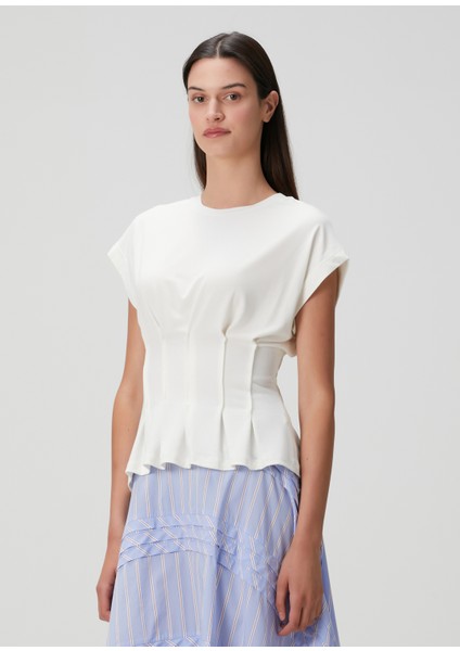 Beyaz Pile Detaylı T-Shirt modelleri