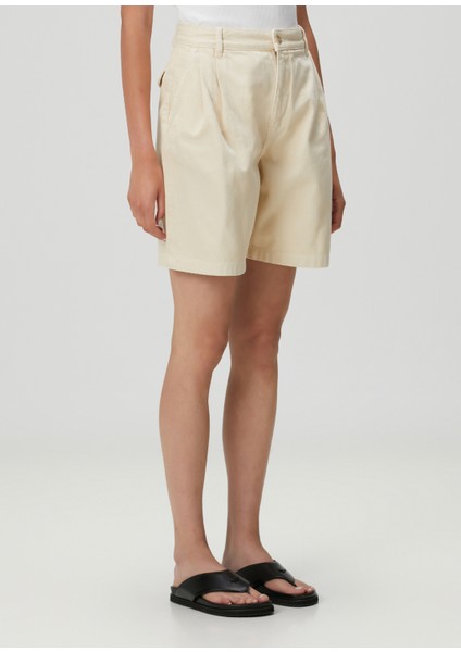 Bej Şort modelleri