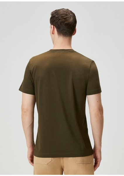 Regular Fit Koyu Yeşil Basic T-Shirt fırsatları