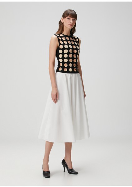 Siyah Ten Kesim Detaylı Bluz fiyatları