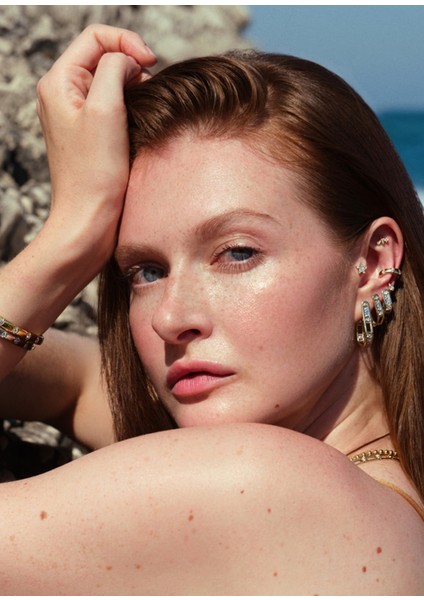 Pathra Hoop Small Pırlanta Taşlı 14 Ayar Altın Tek Kadın Küpe fiyatları