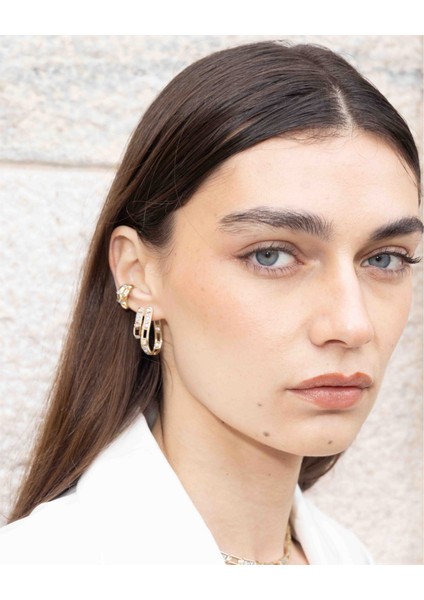 Pathra Hoop Small Pırlanta Taşlı 14 Ayar Altın Tek Kadın Küpe modelleri