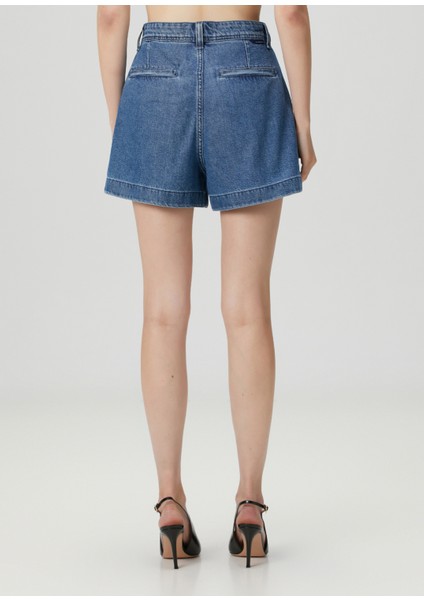 Mavi Pileli Denim Şort fırsatları
