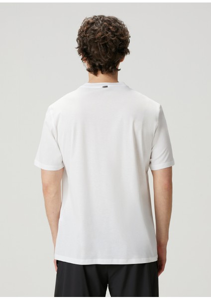 Beyaz T-Shirt fırsatları