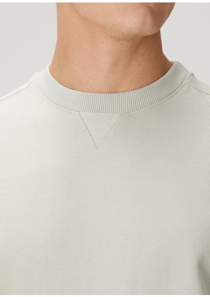 Açık Gri Logo Detaylı Sweatshirt indirimleri