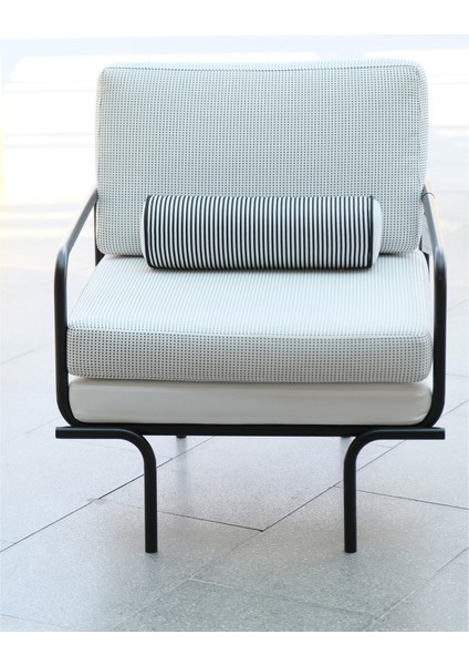 Think Siyah Metal Berjer modelleri