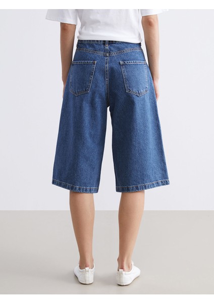 Yeni Sezon Bermuda Fit Kadın Jean Şortolon fırsatları