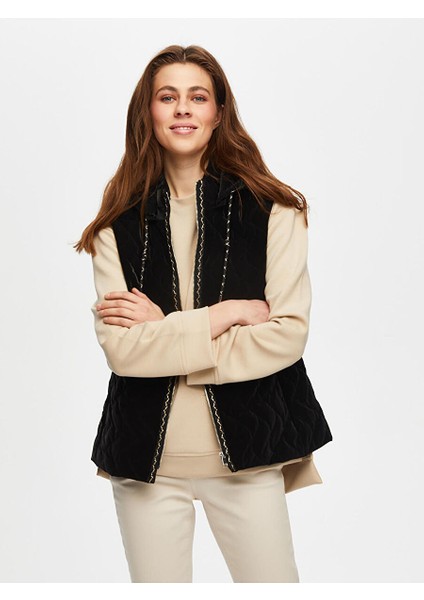 Gold Şerit Detaylı Kadife Görünümlü Kapitone Yelek 004 fiyatları