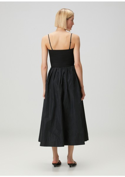 Siyah Garnili Midi Elbise fırsatları