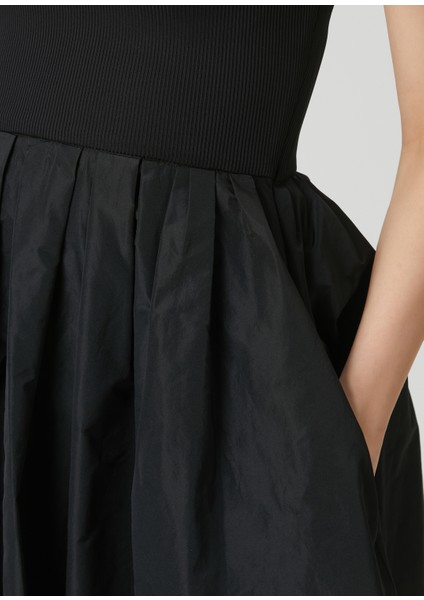 Siyah Garnili Midi Elbise indirimleri