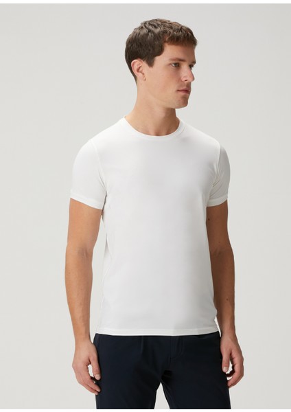 Beyaz Basic T-Shirt modelleri