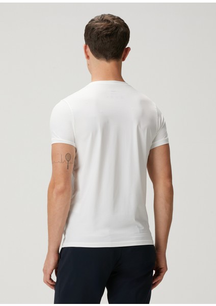 Beyaz Basic T-Shirt fırsatları