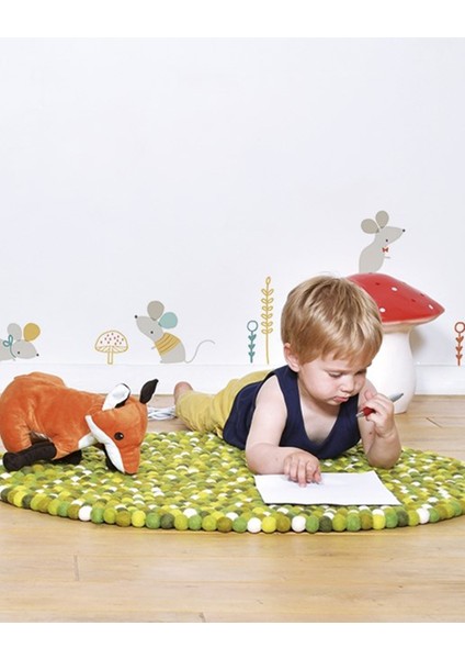 Fare ile Mantar Ormanı Bebek Odası Duvar Stickerı fiyatları