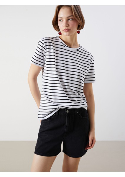 Yeni Sezon Bisiklet Yaka Çizgili Kadın Tişört