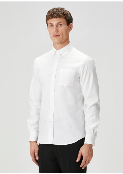 Beyaz Logo Jakarlı Gömlek modelleri