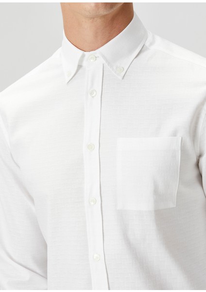 Beyaz Logo Jakarlı Gömlek indirimleri