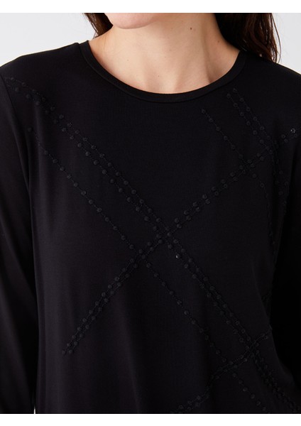 Yeni Sezon Bisiklet Yaka Nakışlı Uzun Kollu Kadın Tişört fırsatları