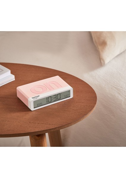 x Pantone Flip Klasik Pembe Dijital Alarmlı Masa Saati fiyatları