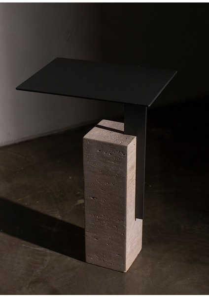 Mono Koyu Gri Sehpa fiyatları