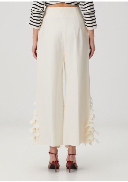 Fildişi Pantolon fırsatları