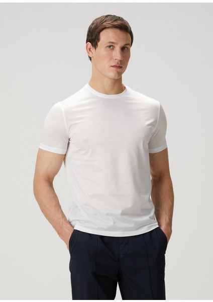 Beyaz Basic T-Shirt