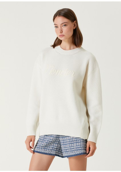 Beyaz Logolu Kazak modelleri