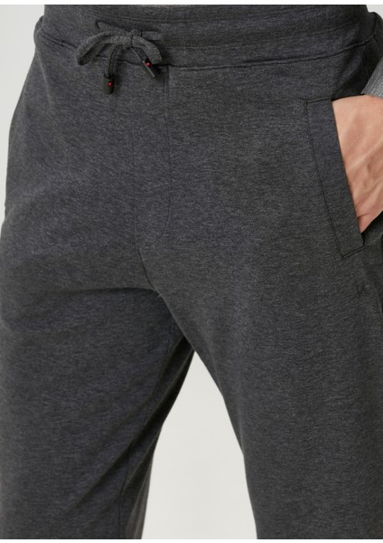 Gri Beli Kordonlu Jogger Eşofman Altı fırsatları