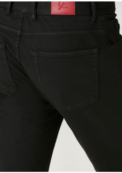 Siyah Pantolon indirimleri