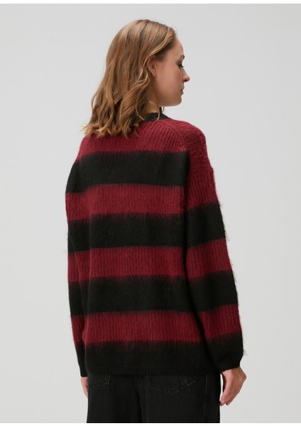 Onyx Kırmızı Siyah Çizgili Kazak fırsatları