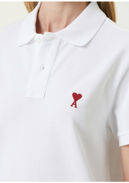 Beyaz Polo Yaka Logolu T-Shirt fırsatları