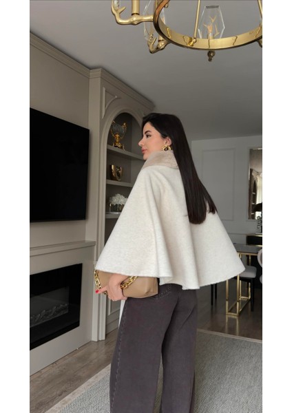 Yaka Kürklü Ekru Panço fiyatları