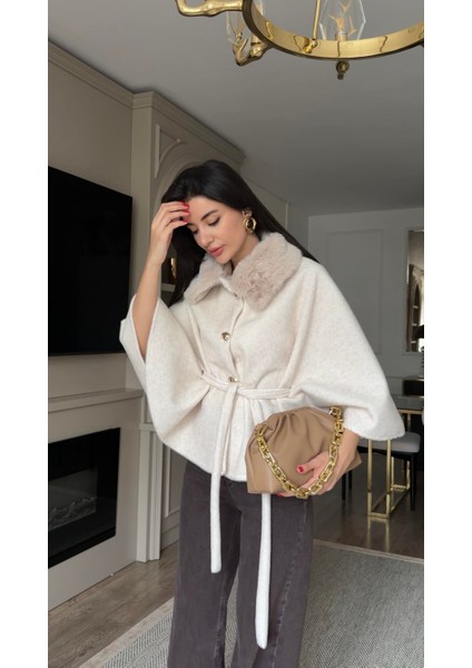 Yaka Kürklü Ekru Panço modelleri
