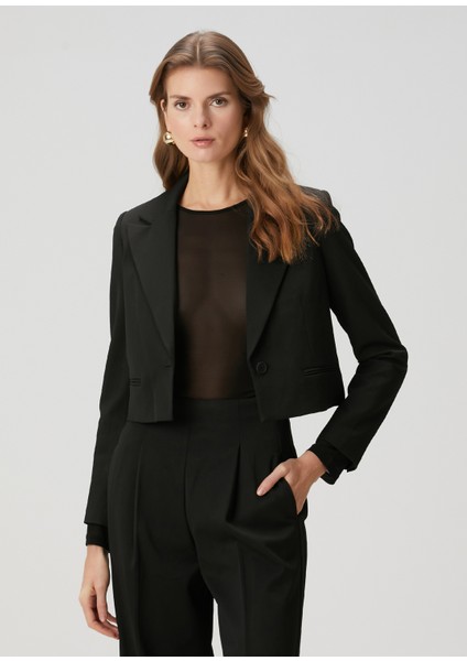 Siyah Crop Blazer