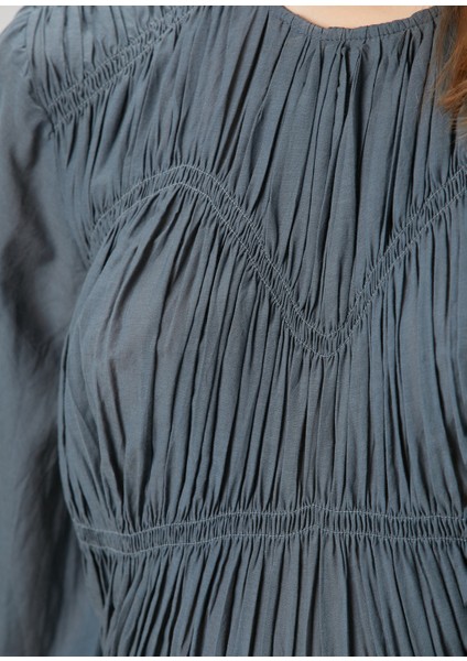 Melani Mavi Bluz indirimleri