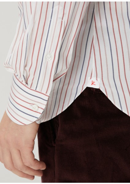 Çok Renkli Çizgi Desenli Gömlek