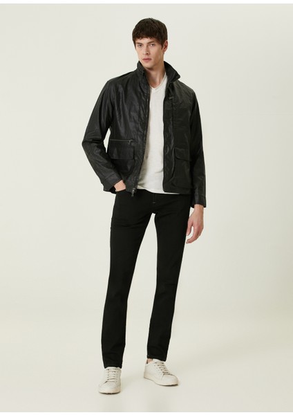 Miles Beyaz V Yaka T-Shirt fiyatları