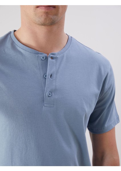 Yeni Sezon Standart Kalıp Erkek Şortlu Pijama Takımı modelleri