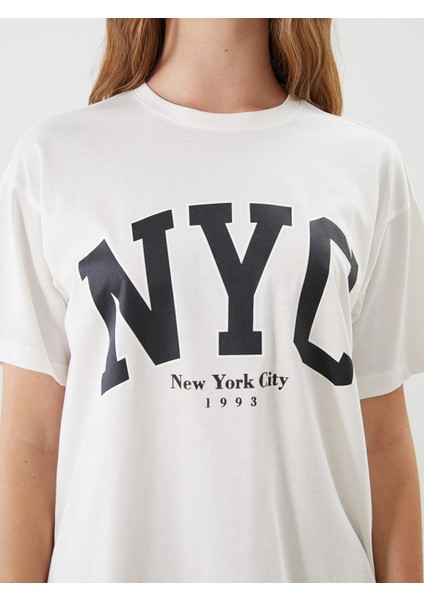 Yeni Sezon Bisiklet Yaka New York City Baskılı Kadın Tişört modelleri